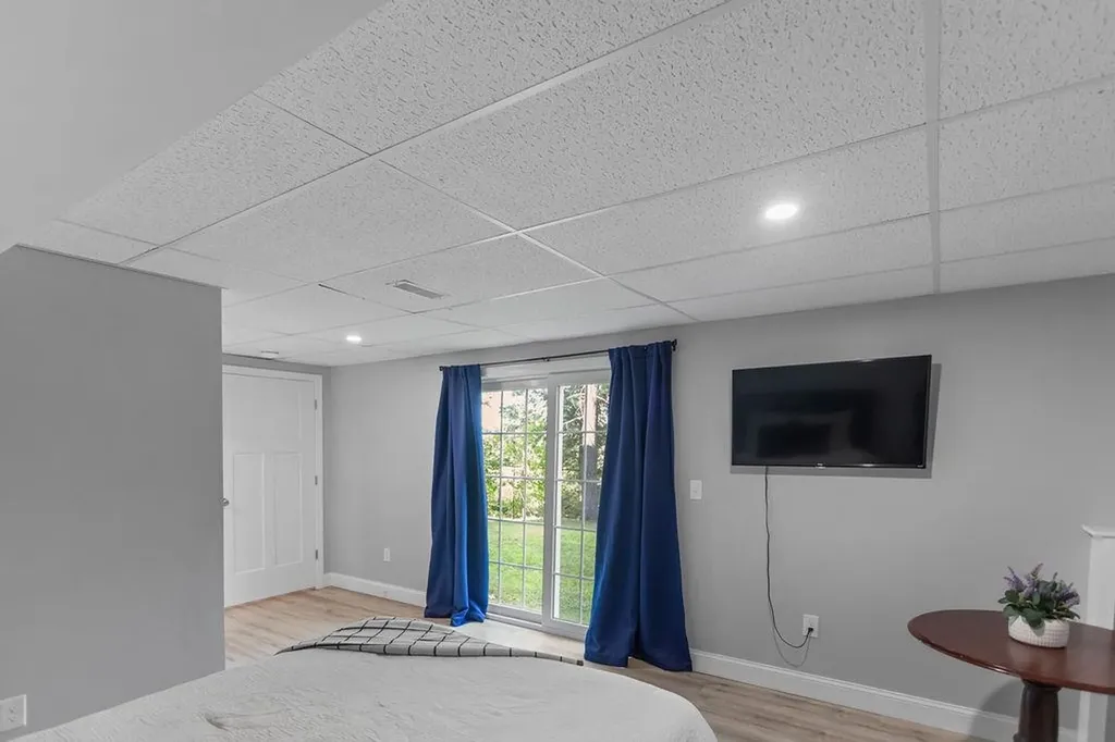 6 Sable Way Manchester NH 03102