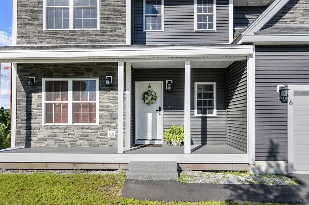 6 Sable Way Manchester NH 03102