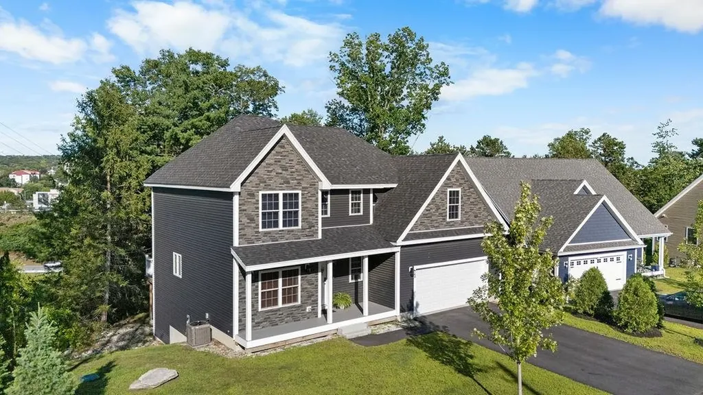 6 Sable Way Manchester NH 03102
