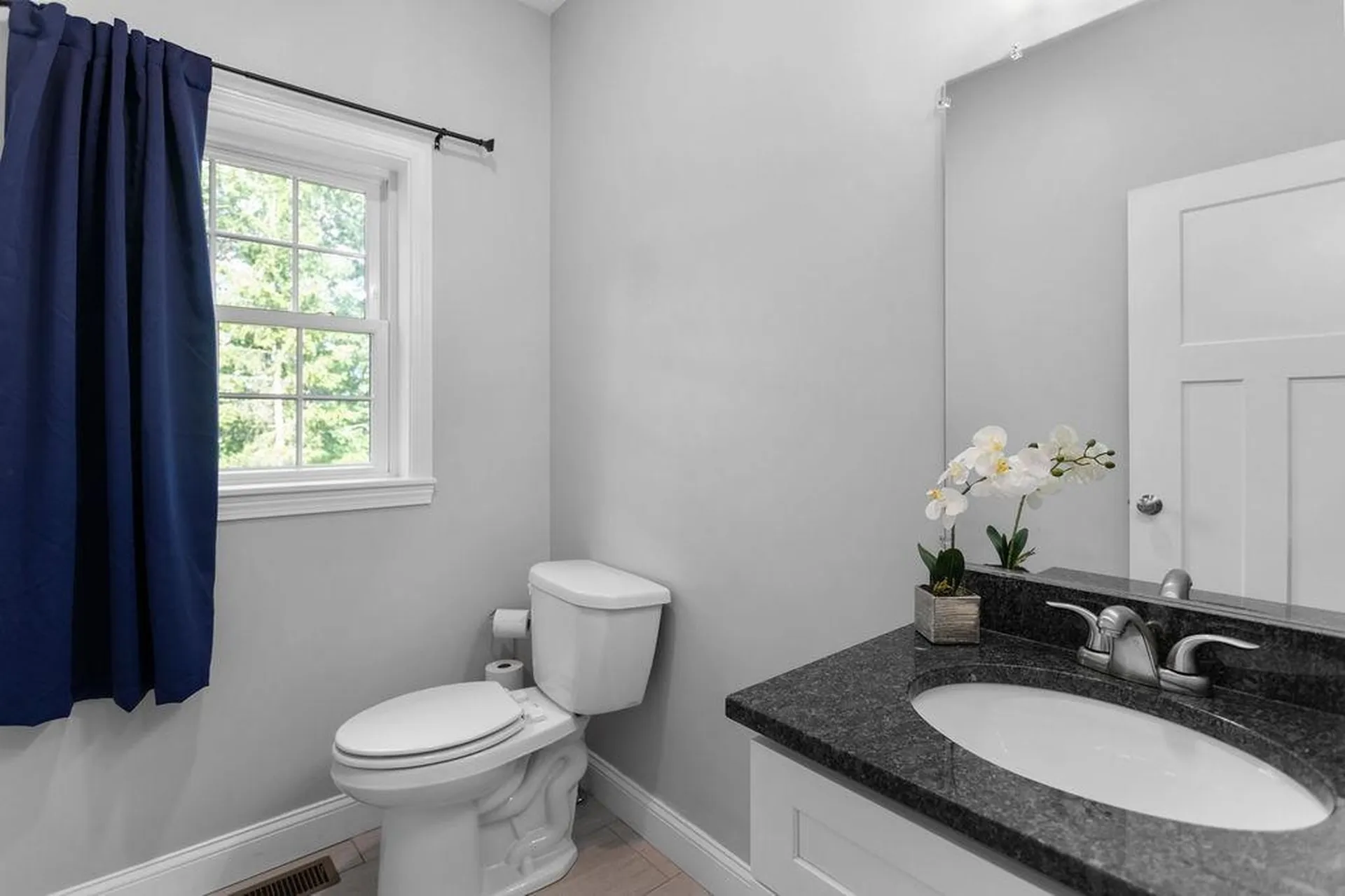 6 Sable Way Manchester NH 03102