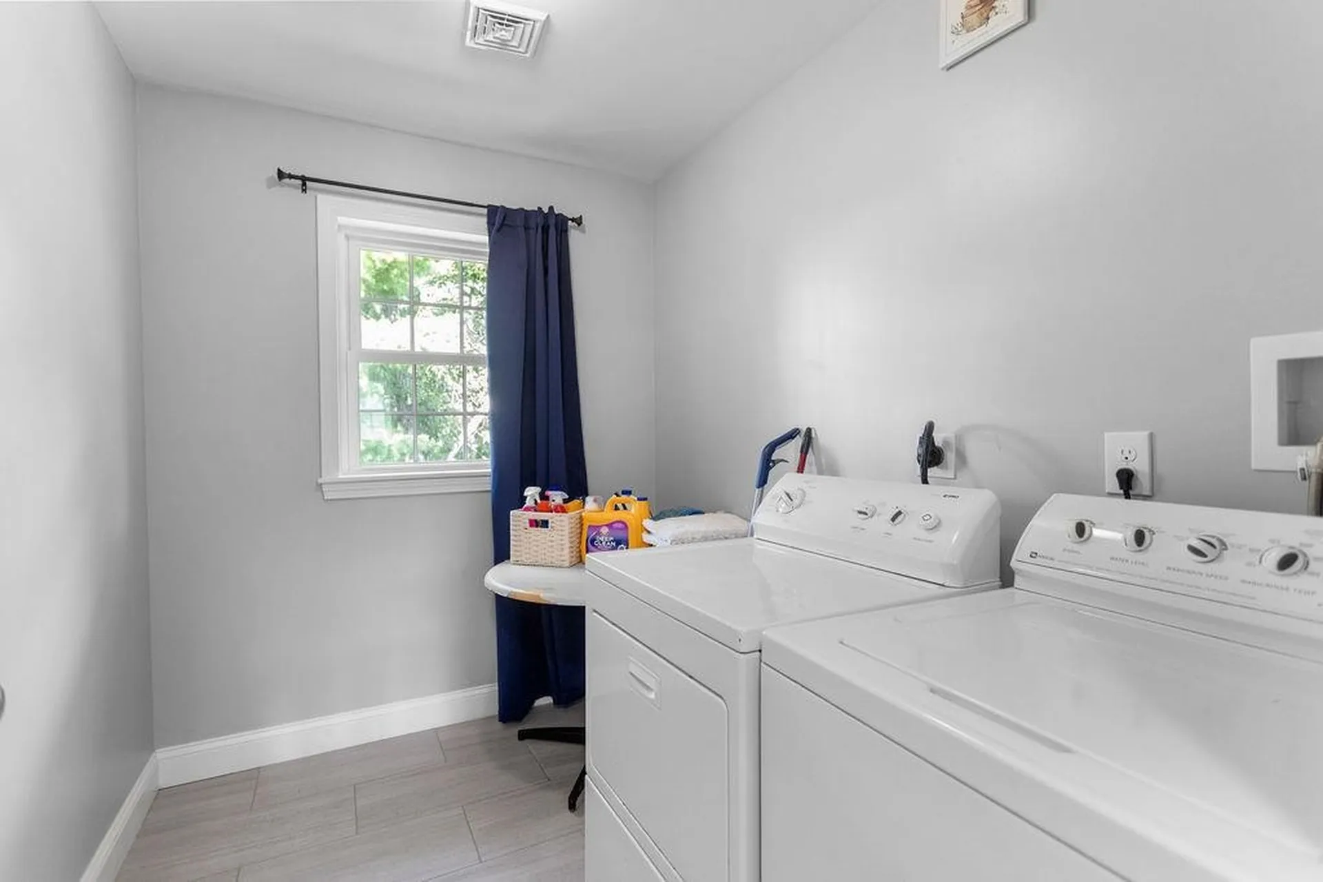 6 Sable Way Manchester NH 03102