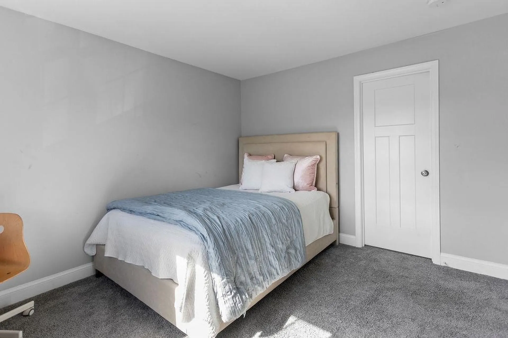 6 Sable Way Manchester NH 03102