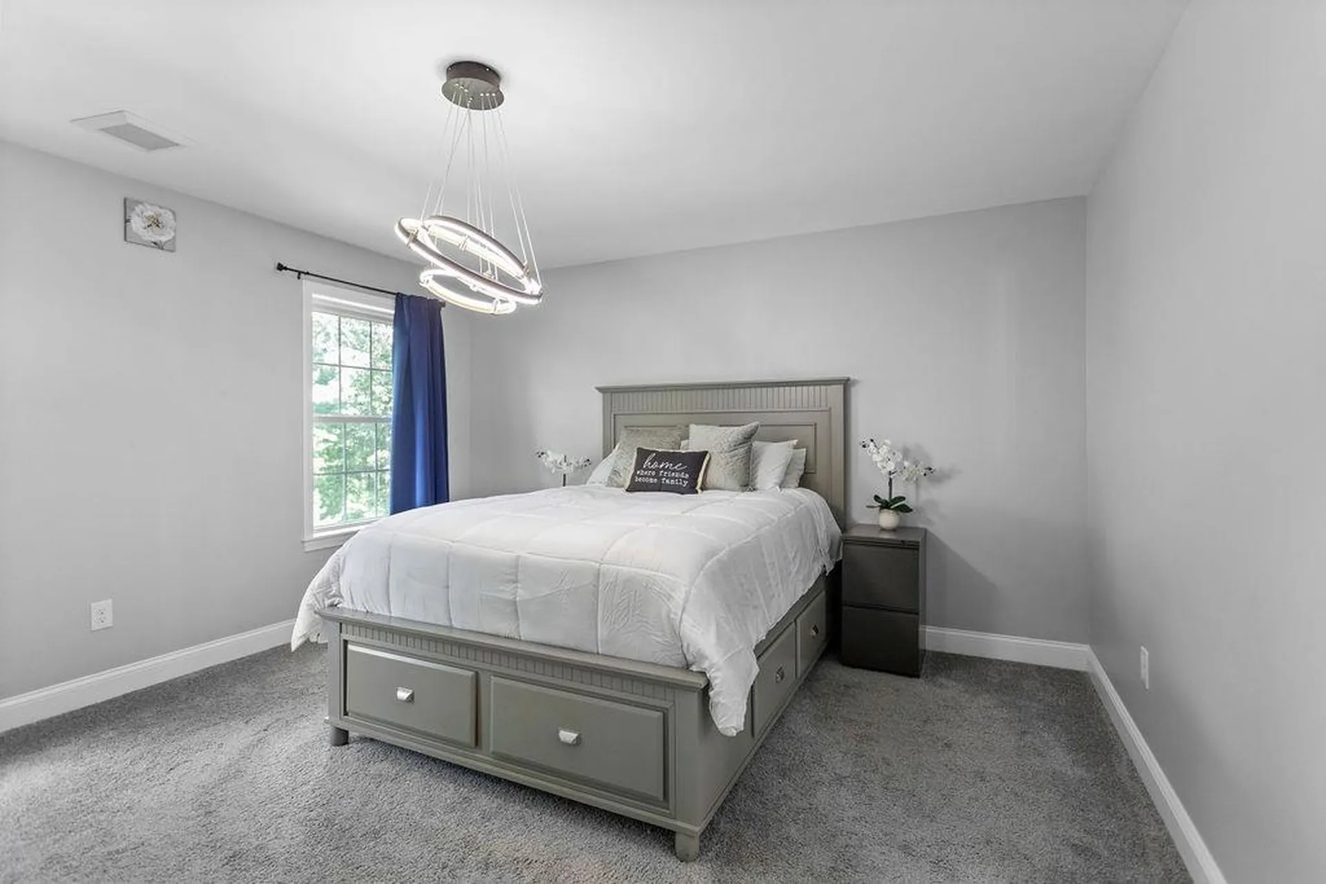 6 Sable Way Manchester NH 03102