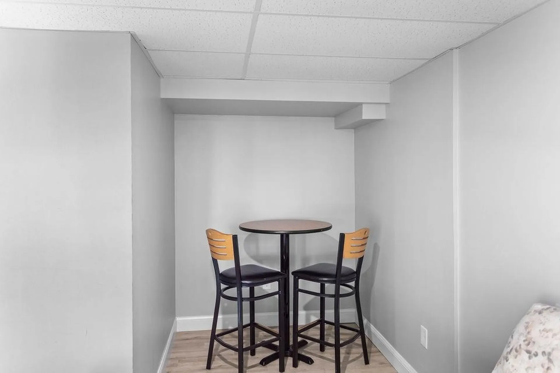 6 Sable Way Manchester NH 03102