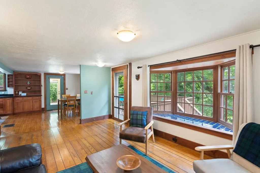 17 Tinker Hill Road Guilford VT 05301
