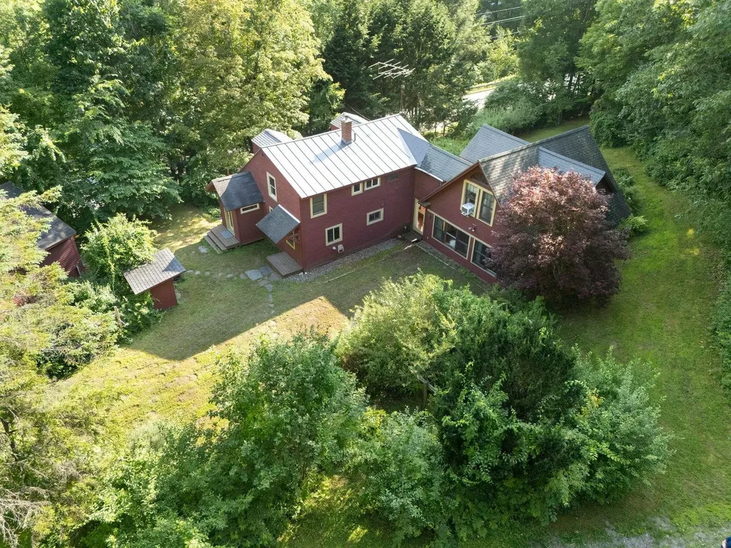 17 Tinker Hill Road Guilford VT 05301