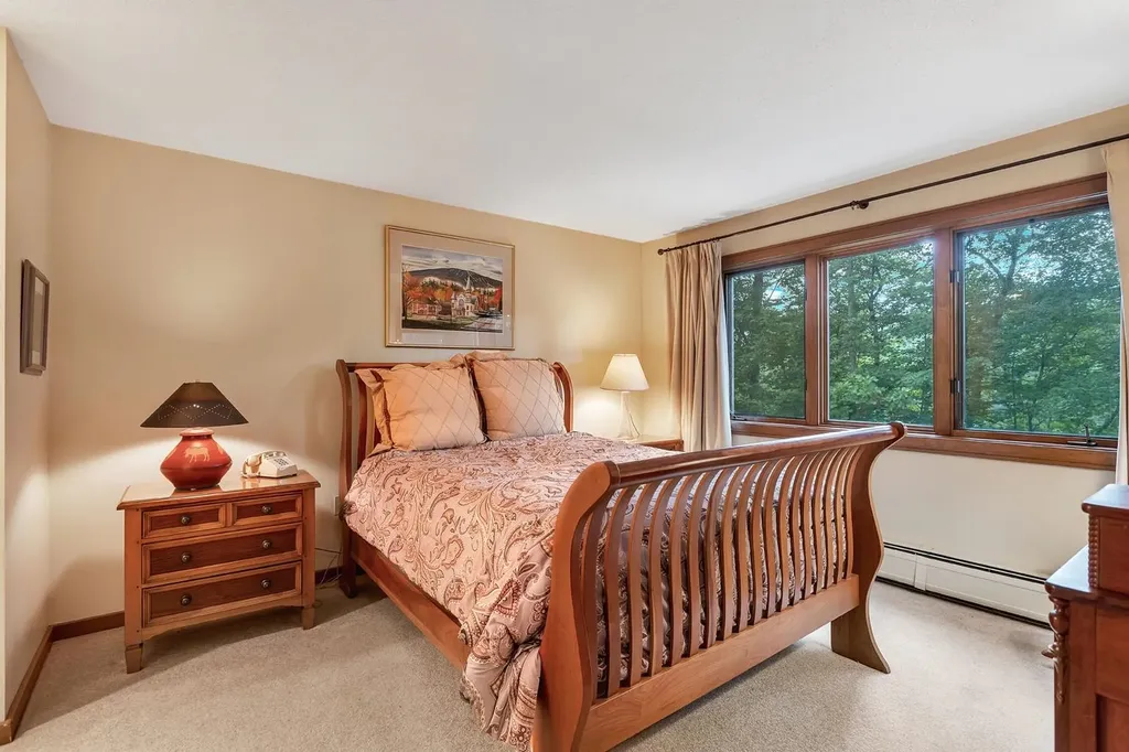 71 Lakeview Road Plymouth VT 05056-7905