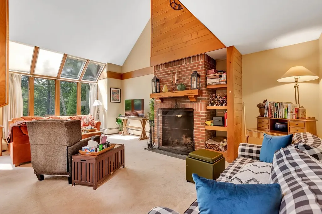 71 Lakeview Road Plymouth VT 05056-7905