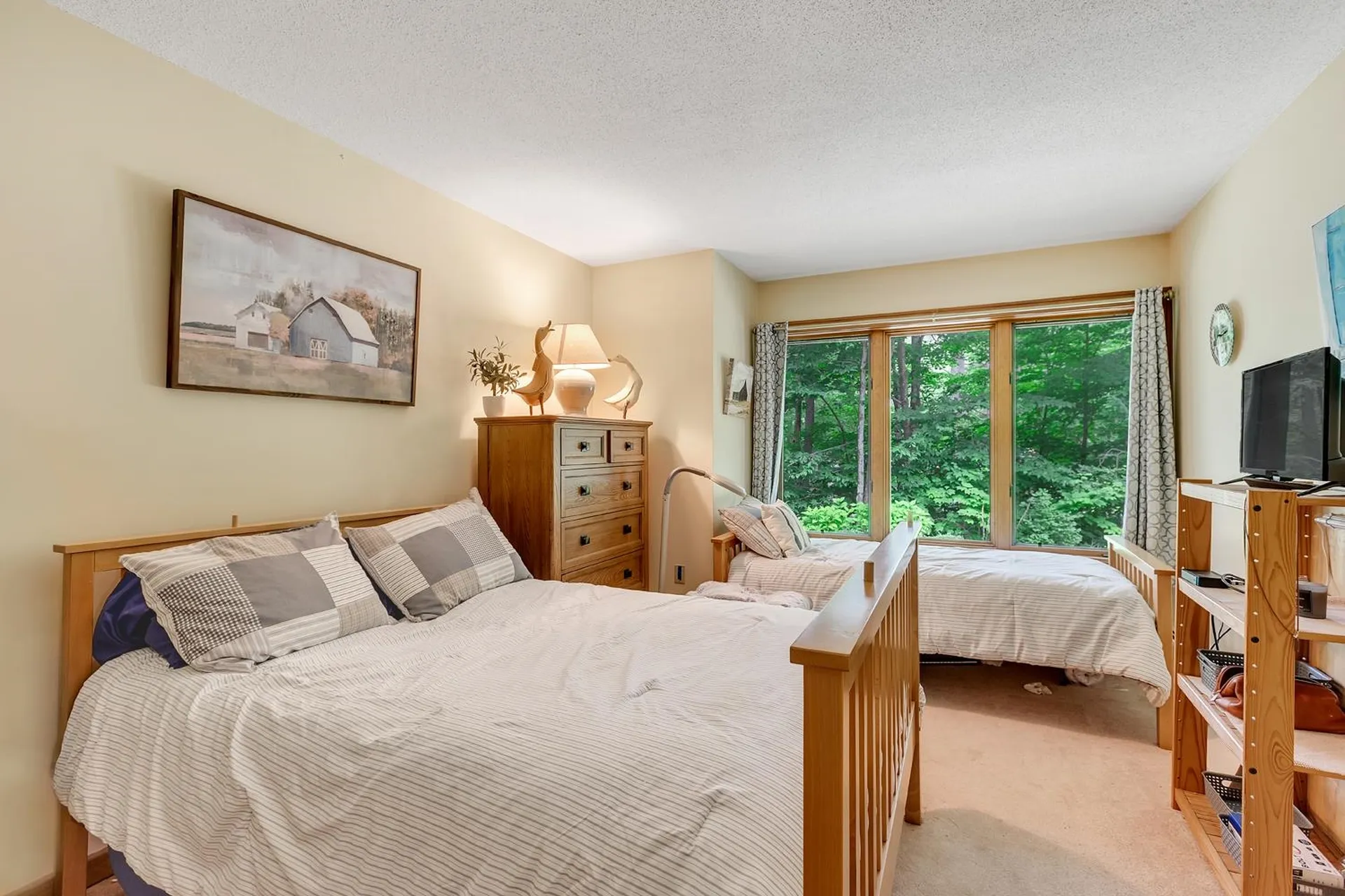 71 Lakeview Road Plymouth VT 05056-7905