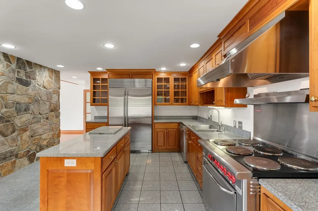 149 Cat Hole Road Claremont NH 03743