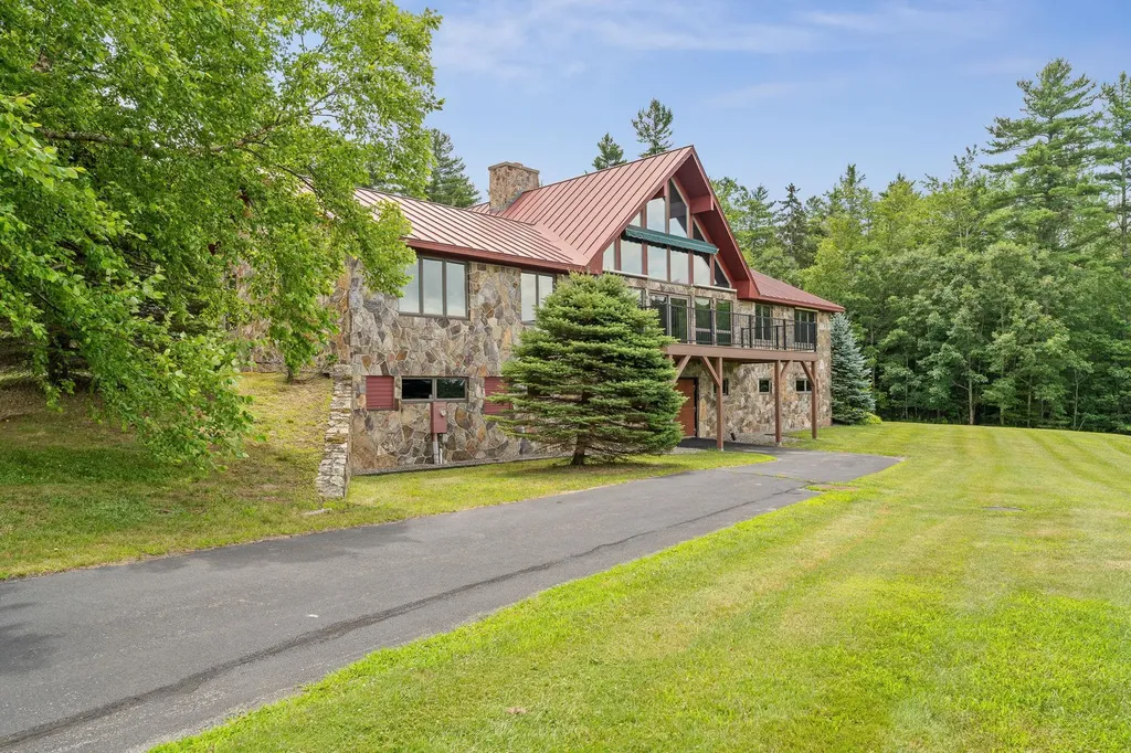 149 Cat Hole Road Claremont NH 03743