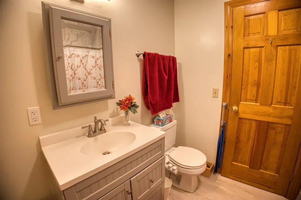 198 White Tail Lane Madison NH 03875