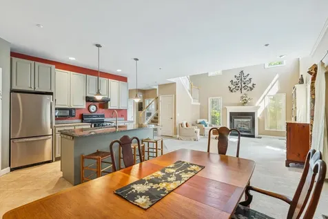 18 Eastridge Drive Peterborough NH 03458