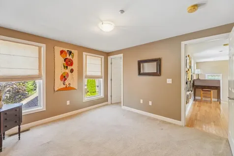18 Eastridge Drive Peterborough NH 03458