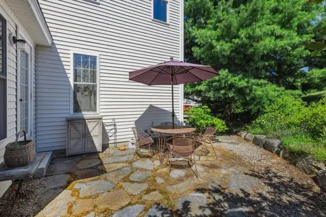 18 Eastridge Drive Peterborough NH 03458