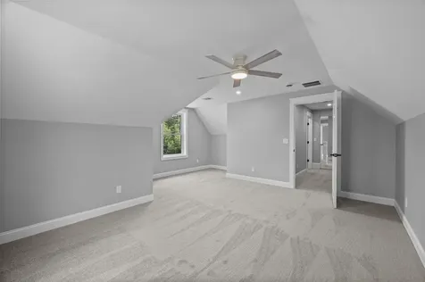 29 Scruton Pond Road Barrington NH 03825