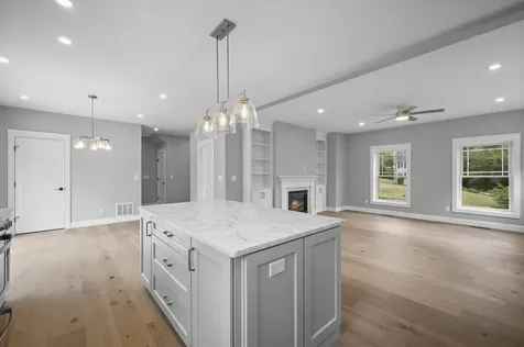29 Scruton Pond Road Barrington NH 03825