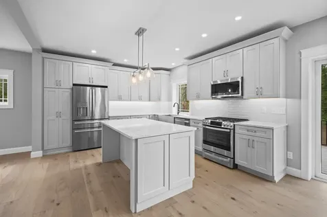 29 Scruton Pond Road Barrington NH 03825