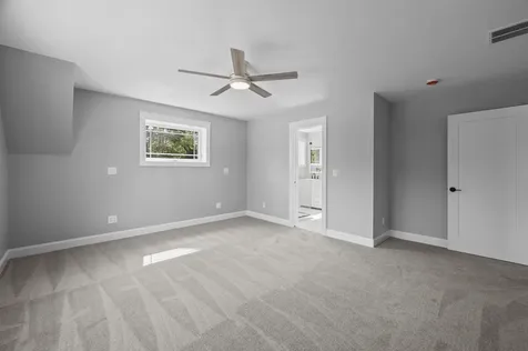 29 Scruton Pond Road Barrington NH 03825
