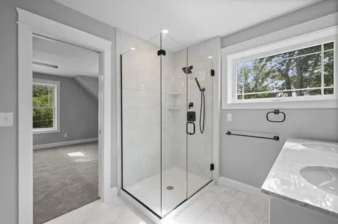 29 Scruton Pond Road Barrington NH 03825