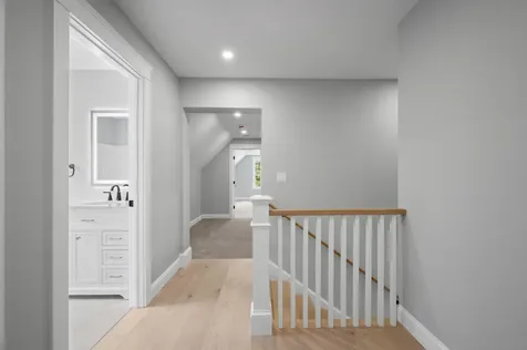 29 Scruton Pond Road Barrington NH 03825