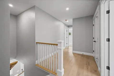 29 Scruton Pond Road Barrington NH 03825