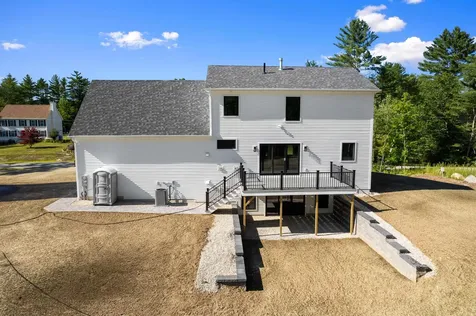 29 Scruton Pond Road Barrington NH 03825