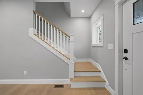 29 Scruton Pond Road Barrington NH 03825