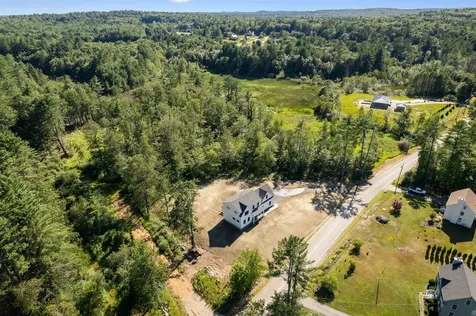 29 Scruton Pond Road Barrington NH 03825
