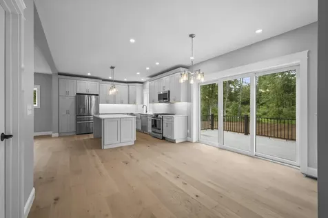 29 Scruton Pond Road Barrington NH 03825