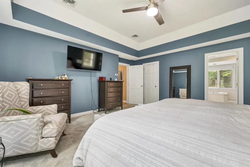 5 Longview Drive Bow NH 03304