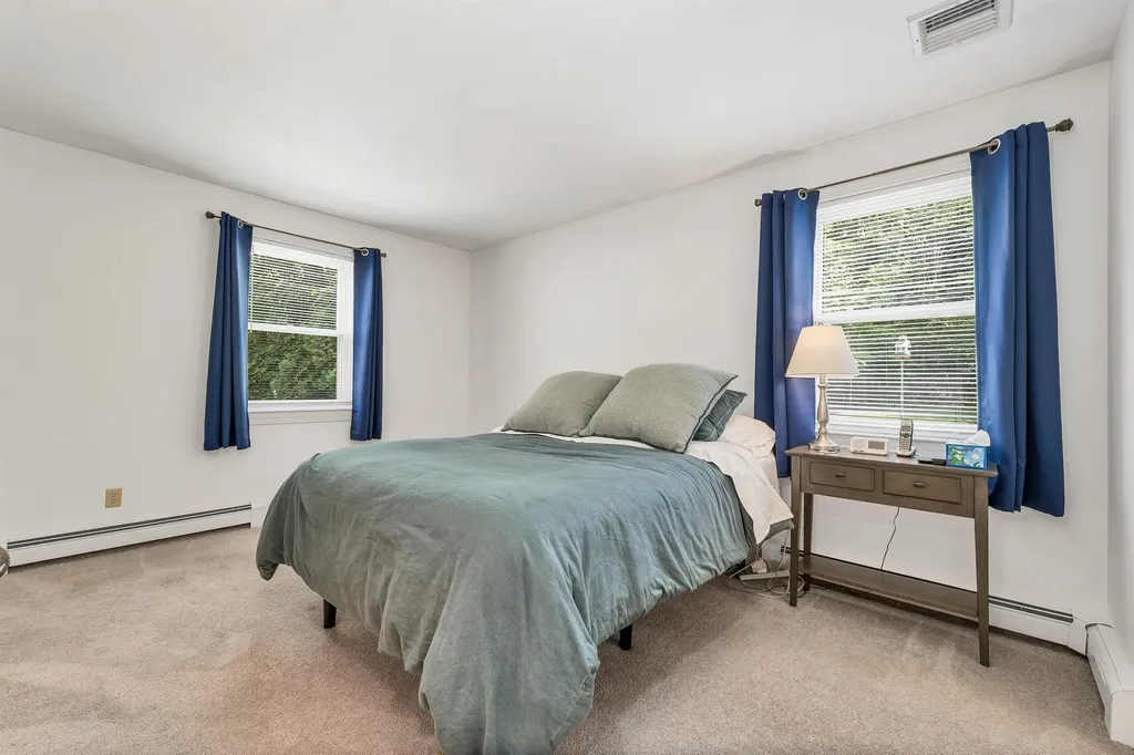 5 Longview Drive Bow NH 03304