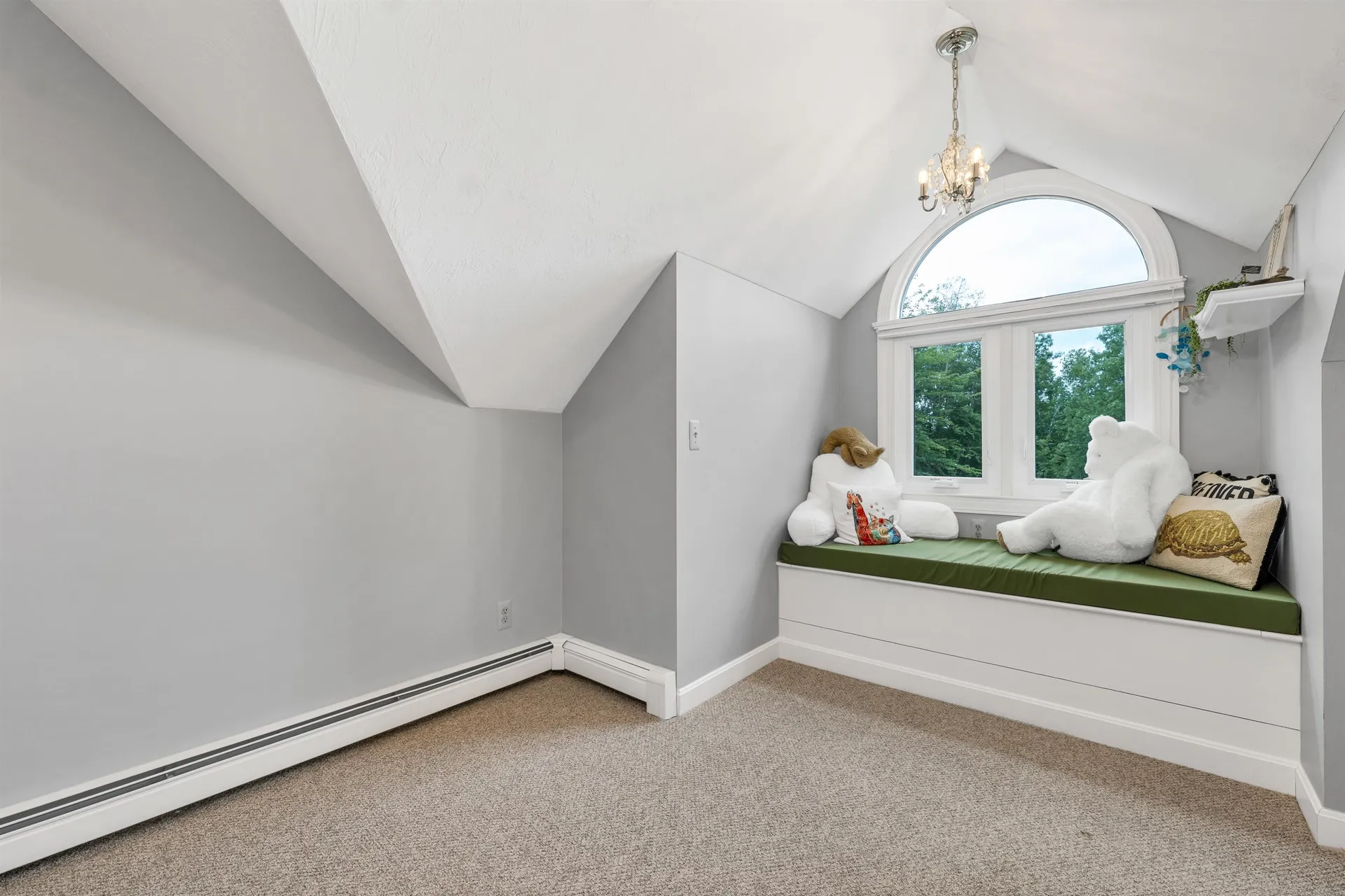 5 Longview Drive Bow NH 03304