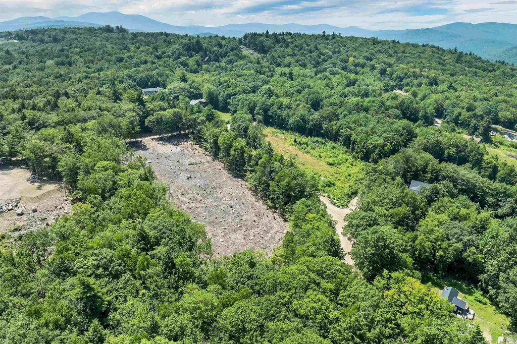 5 Indian Ridge Road Ossipee NH 03814