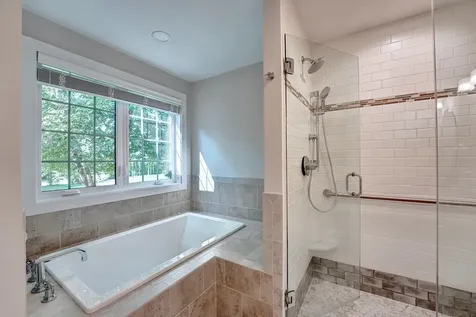 16 Newington Road Greenland NH 03840