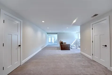 16 Newington Road Greenland NH 03840