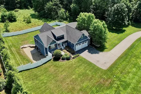 16 Newington Road Greenland NH 03840