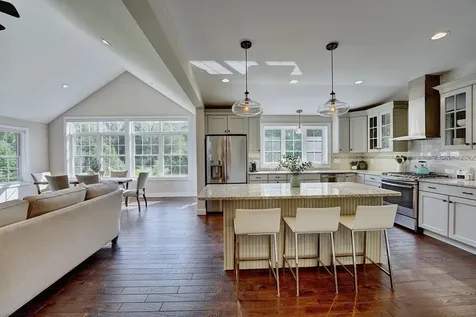 16 Newington Road Greenland NH 03840