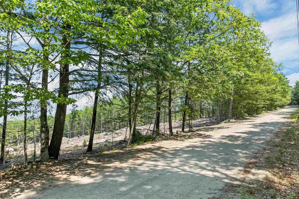 15 Passaconway Road Ossipee NH 03814