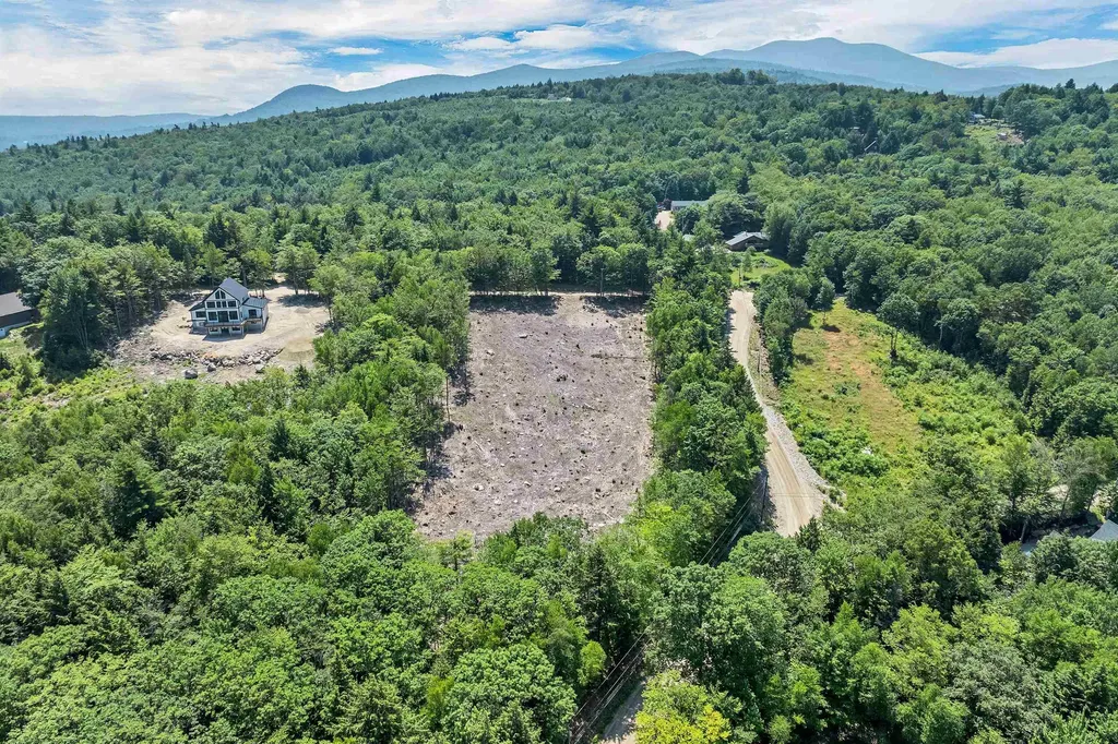 15 Passaconway Road Ossipee NH 03814