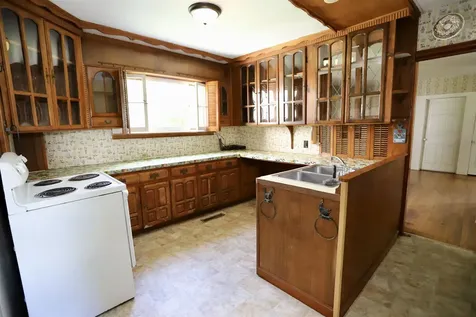 128 Main Street Coventry VT 05825