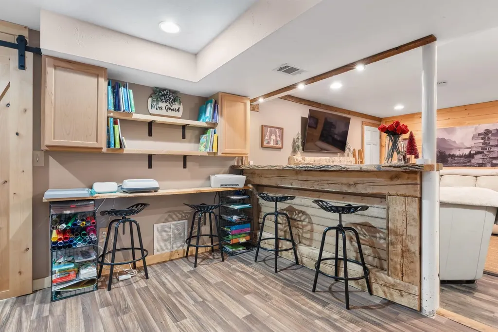 43 Wheelers Cove Road Antrim NH 03440