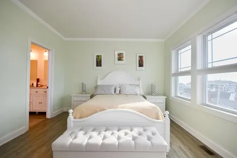 33 Ocean Boulevard Hampton NH 03842-3040