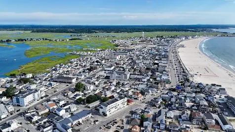33 Ocean Boulevard Hampton NH 03842-3040