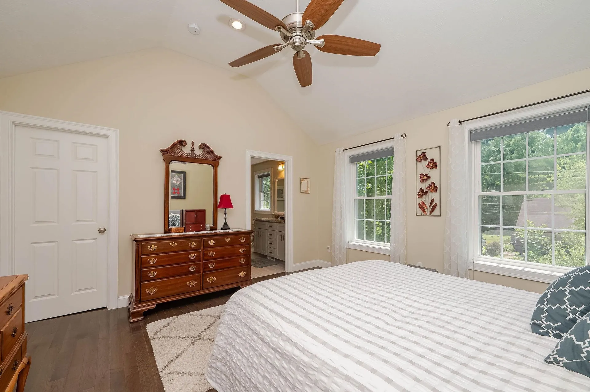 17 Cypress Circle Exeter NH 03833