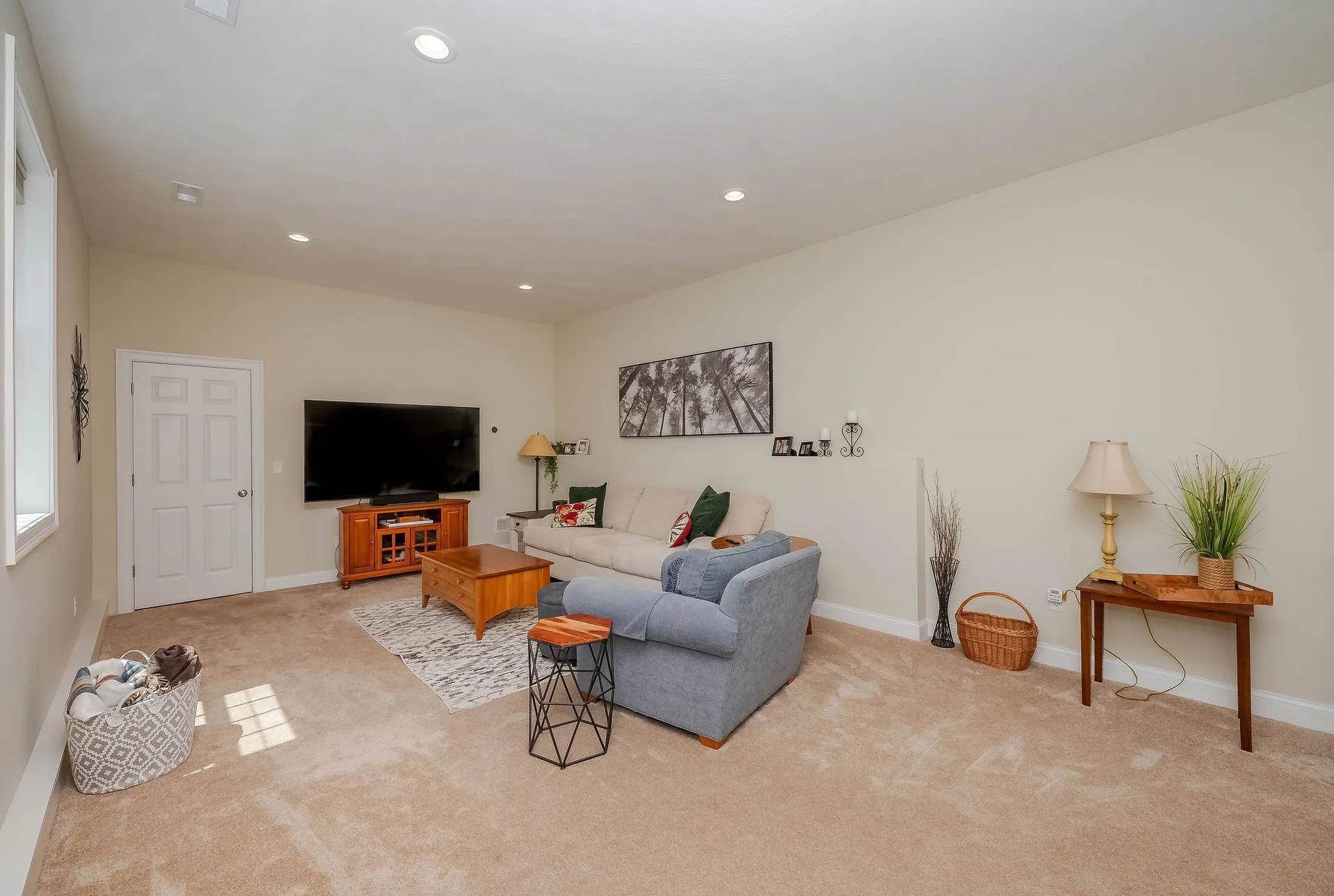 17 Cypress Circle Exeter NH 03833