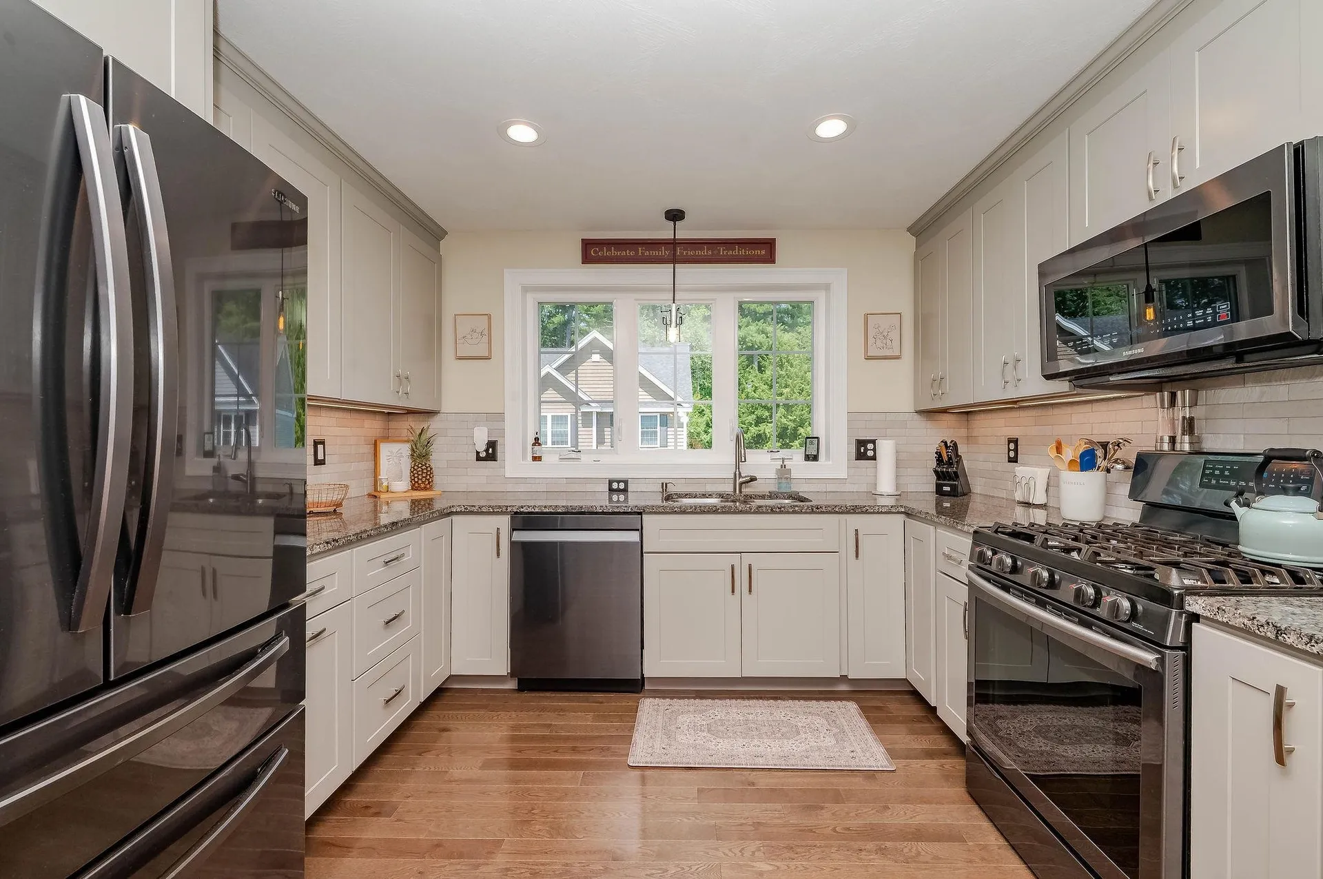 17 Cypress Circle Exeter NH 03833