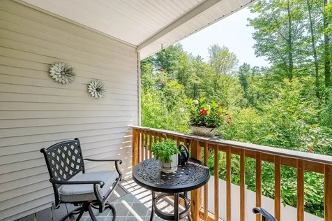 17 Cypress Circle Exeter NH 03833