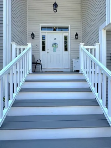 17 Cypress Circle Exeter NH 03833