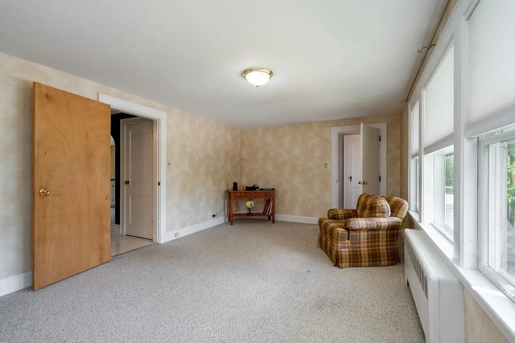 710 Coolidge Avenue Manchester NH 03102